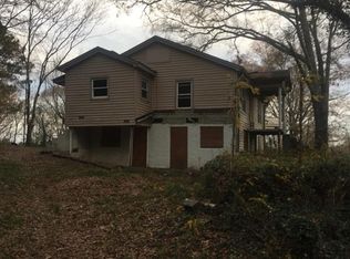 35 King Bee Cir, Rome, GA 30161