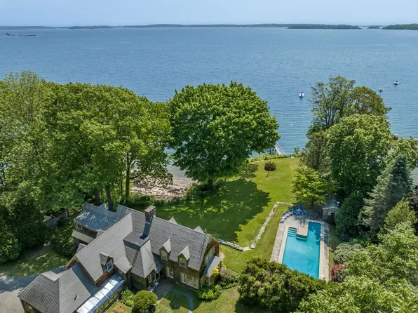 76 Waites Landing Road, Falmouth, ME 04105
