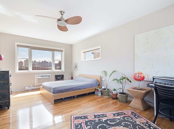 5th image of 754 E 6th St APT 6E
