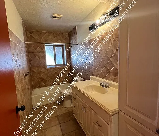 1717 W Boutz Rd #2 — Photo 13