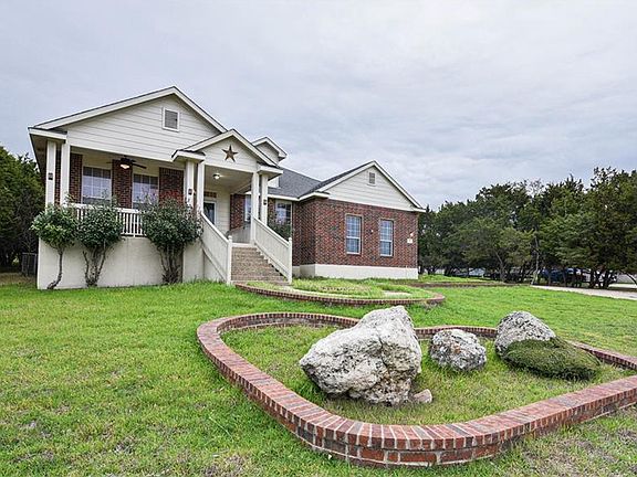 2nd image of 2012 Blue Heron Ln
