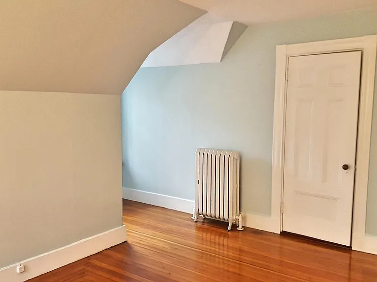 37 Stratford St #2 — Photo 8