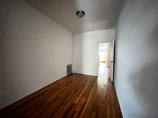 Rented by MySpaceNYC | media 4