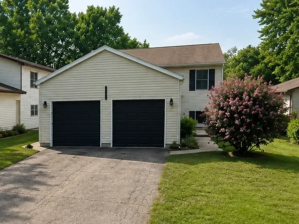 3815 Tulip St, Crystal Lake, IL 60014