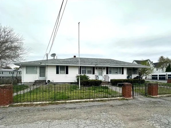 191 Crawford St, Lowell, MA 01854