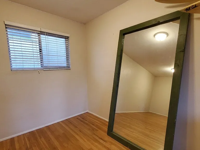 1664 Thomas Ave — Photo 5