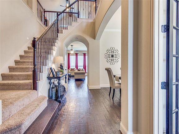 4th image of 1705 Seminole Ln