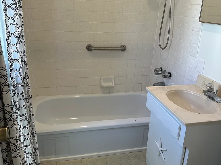 2801 Carleton St #2803 — Photo 5