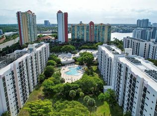 17021 N Bay Rd APT 809, Sunny Isles Beach, FL 33160
