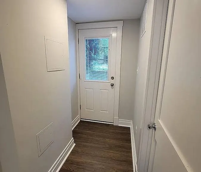 103 Ashby St — Photo 14