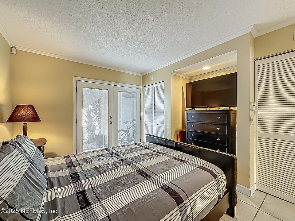 1st image of 811 S 1st St #1