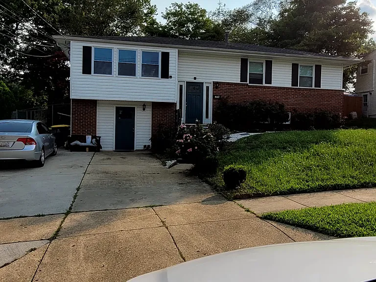 311 Aragona Dr — Photo 1
