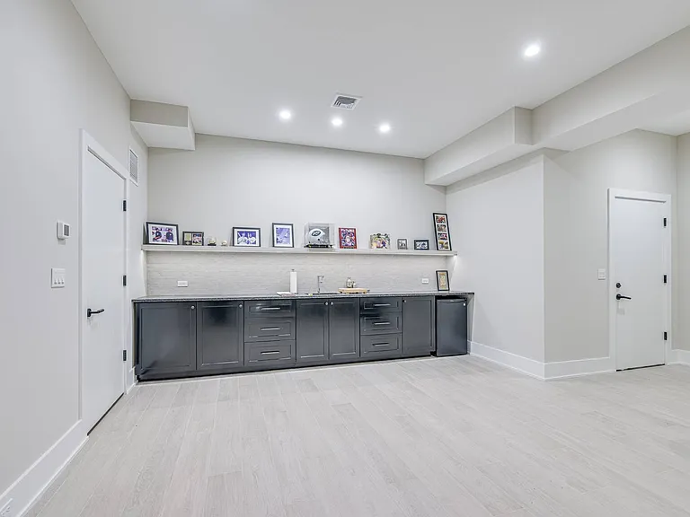 24 White Oak Ln — Photo 32