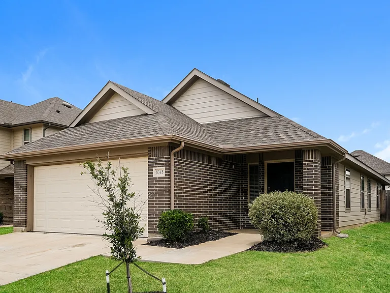 8345 Camellia Tree Ct — Photo 3