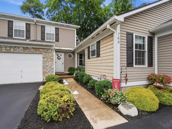790 Lakeshore Dr, Maineville, OH 45039