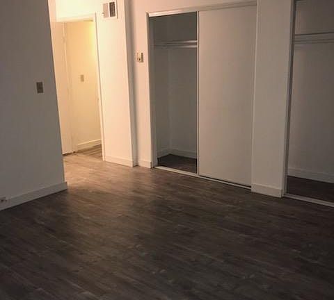 4th image of 624 N Wilcox Ave APT 7