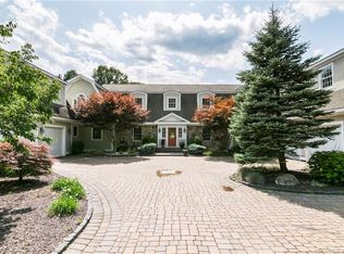 92 Parker Hill Rd, Killingworth, CT 06419