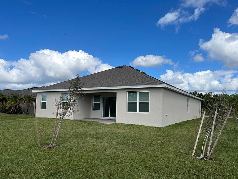 455 Londrina Dr — Photo 20
