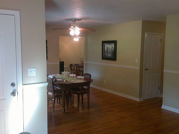 4th image of 3002 Kaye Lawn Dr