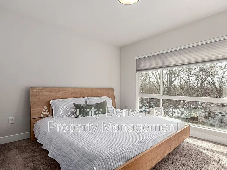 5523 W 10th Ave — Photo 10