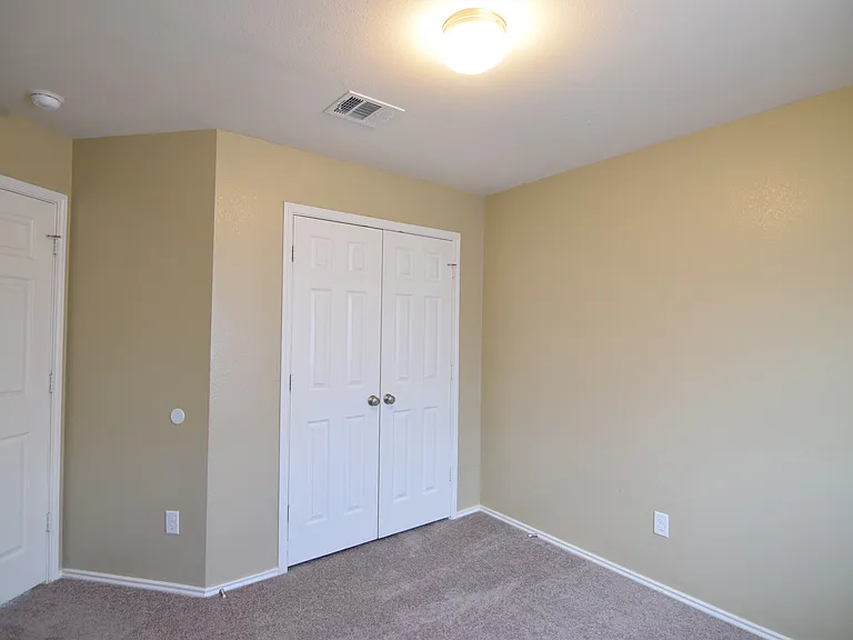 4914 Allegany Dr — Photo 11