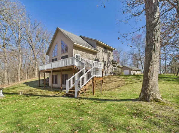 652 Nokomis Dr, Osceola, WI 54020
