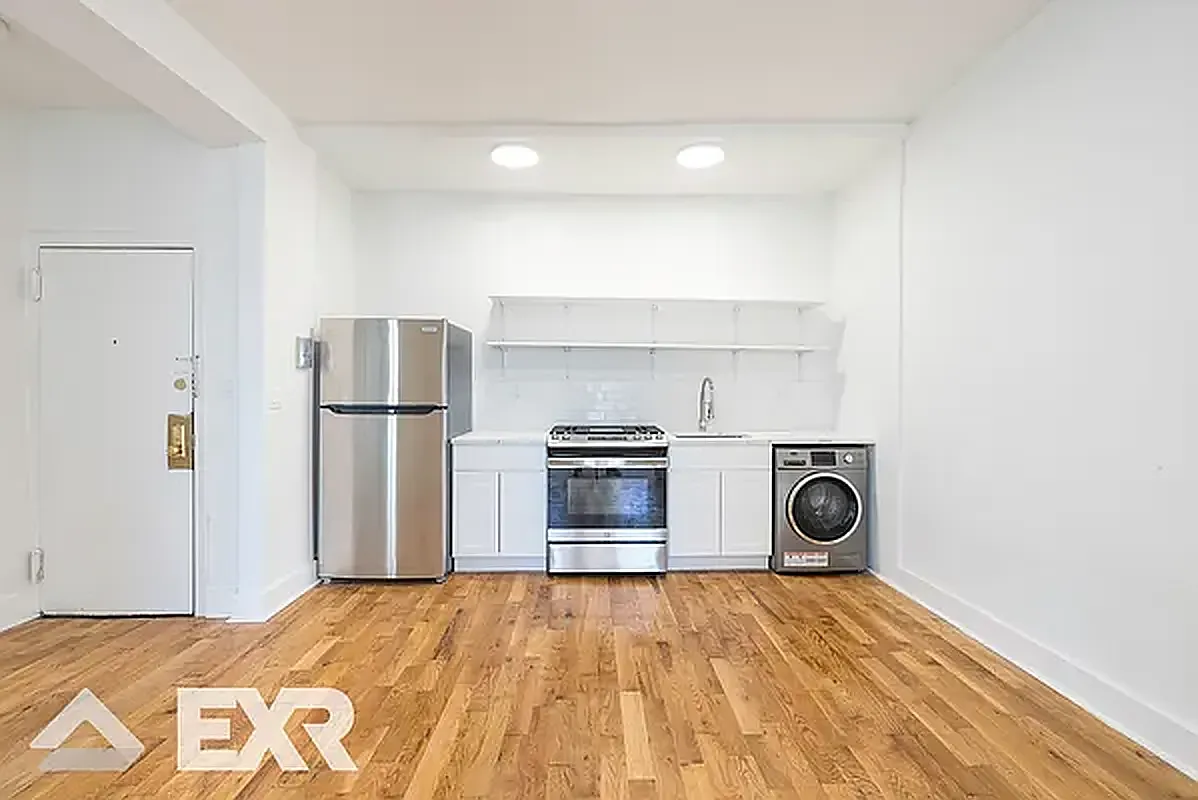 441 Wilson Avenue — Photo 1