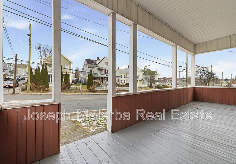 848 Bank St — Photo 45
