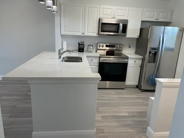 7101 Golf Colony Ct, Lake Worth, FL