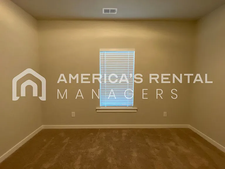 225 Avalon Way — Photo 18