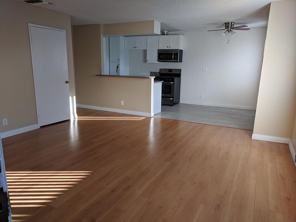 1st image of 1108 E Palmer Ave APT 11