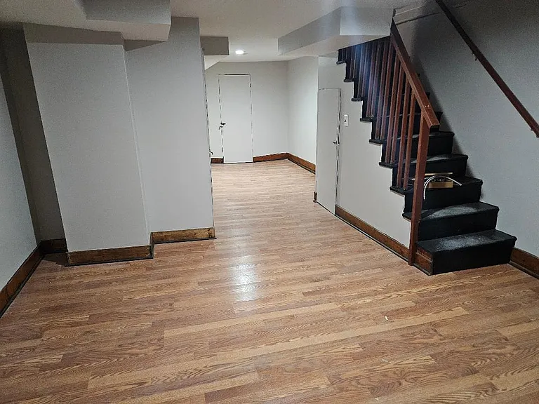 2644 W Lafayette Ave — Photo 54