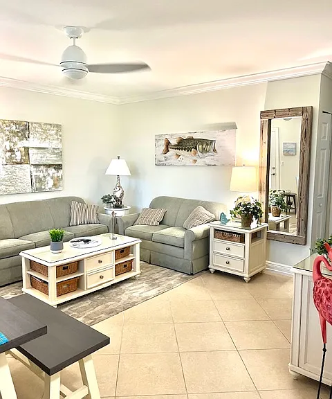 190 N Collier Blvd #J4 — Photo 8