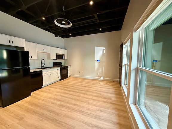 5th image of 2729 U St #101