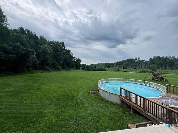 3rd image of 380 Mashentuck Road