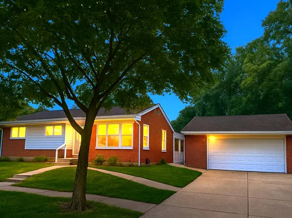 1720 Avondale Ave, Ann Arbor, MI 48103
