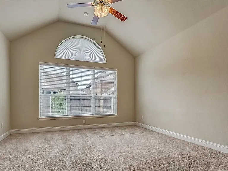 2512 Fountain Gate Dr — Photo 25