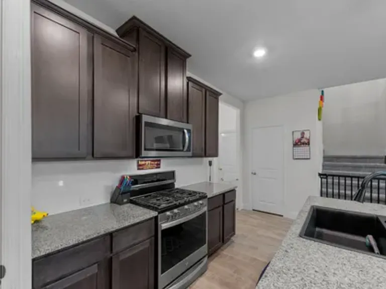 11305 Fathom St — Photo 5