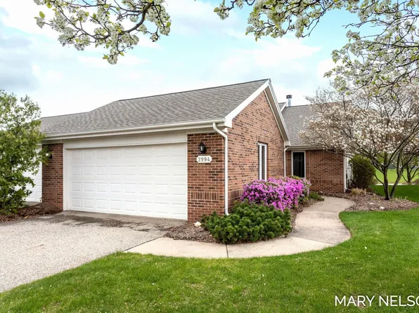 2994 Grand Isle Dr NE #2, Belmont, MI 49306
