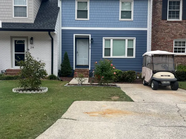 216 Flat Creek Ct, Peachtree City, GA 30269