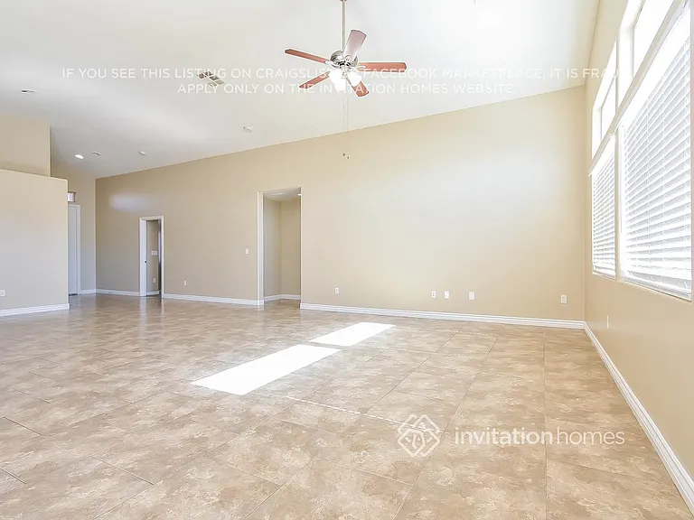 3832 Goldfield St — Photo 6