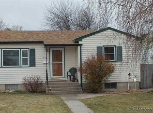 2621 E 9th St, Cheyenne, WY 82001