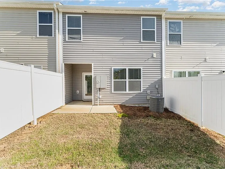 3805 Buckskin Way — Photo 14