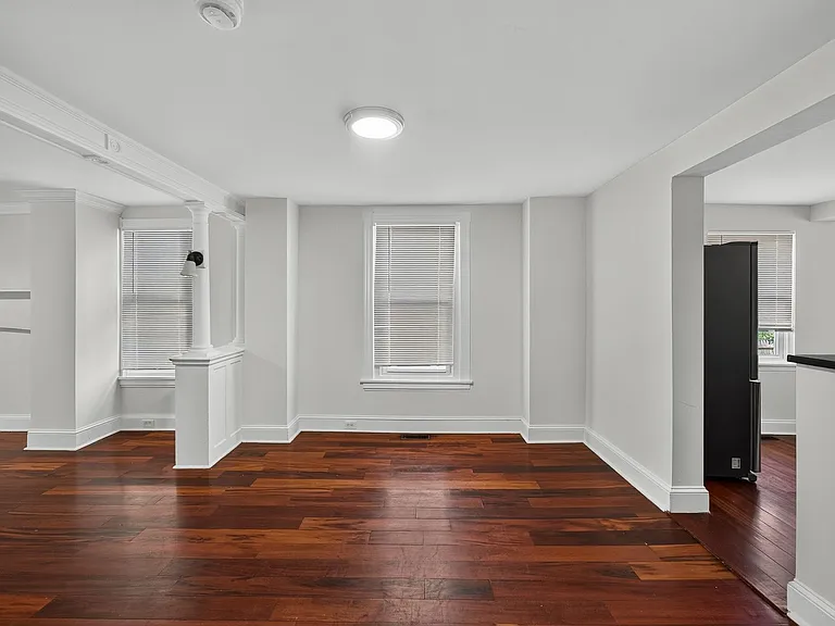 223 N New St — Photo 13