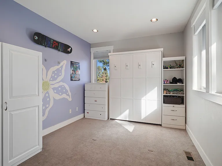 2325 NW Lolo Dr — Photo 18