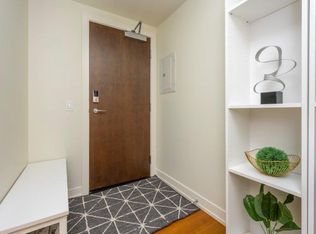 222 Riverfront Ave SW #1824, Calgary, AB T2P 0W3