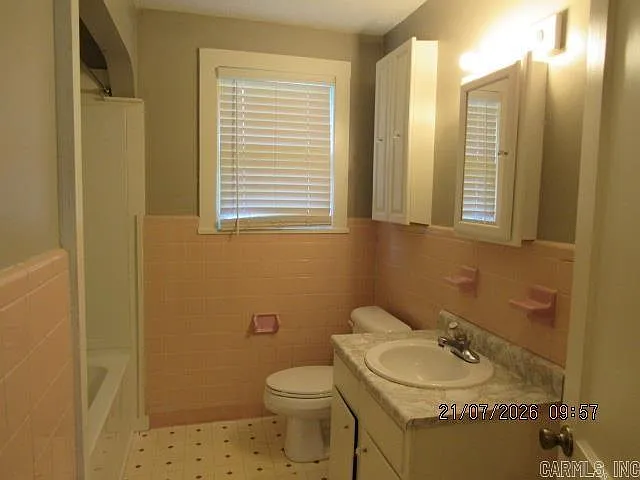 2113 Duncan St — Photo 10
