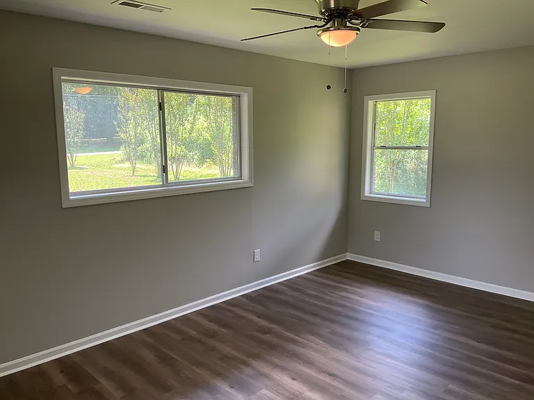 2606 Jones St — Photo 11
