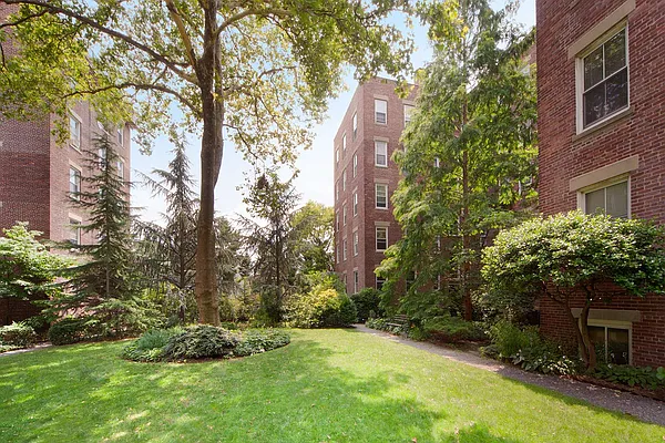 Sold by CORE | media 25