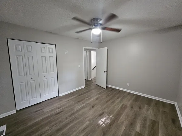 1108 Thomas Ln #A, Hixson, TN 37343